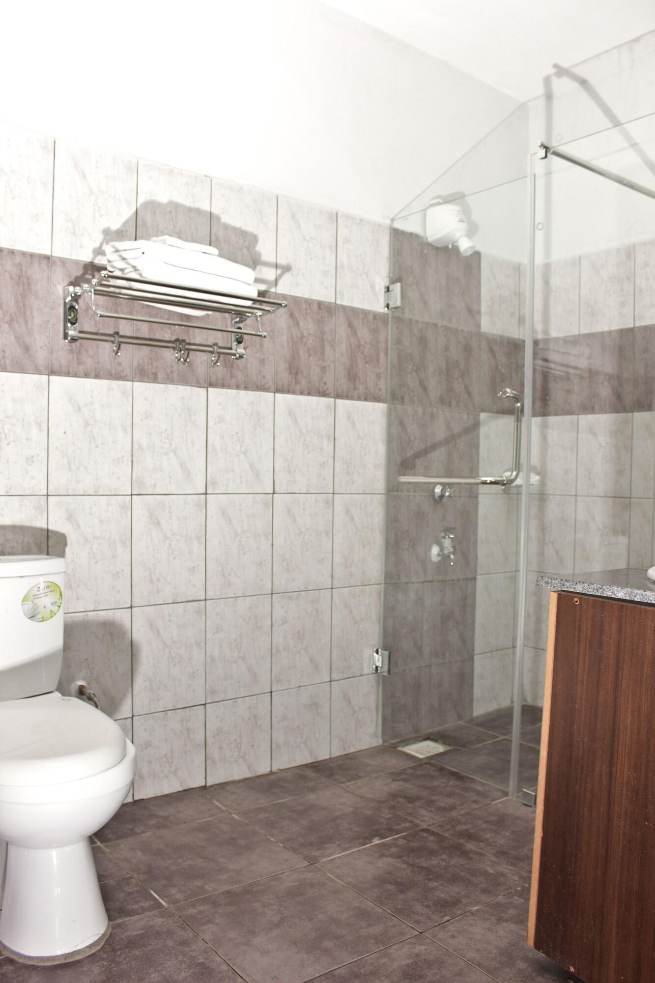 Hadassah Hotel Найроби Екстериор снимка